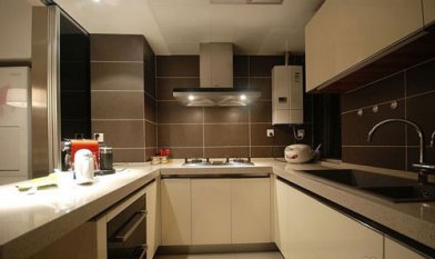 櫥柜面板開裂怎么辦，櫥柜面板如何保養